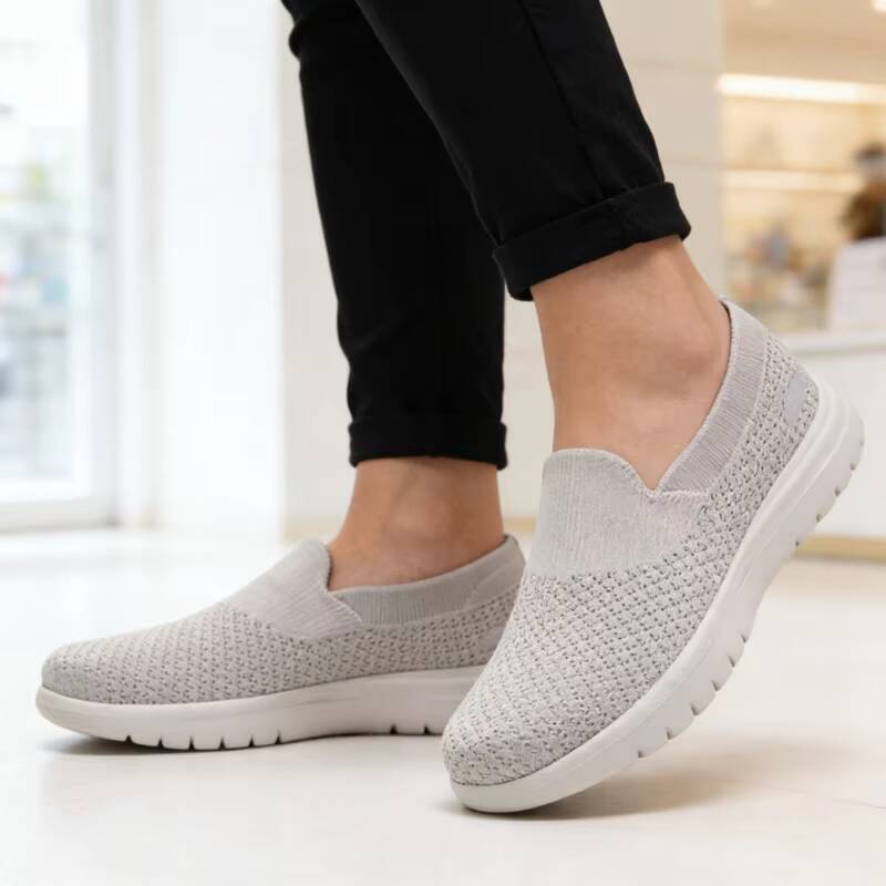 2026 New Skechers Womens Slip  - Women Shoes Skechers reseña y precio