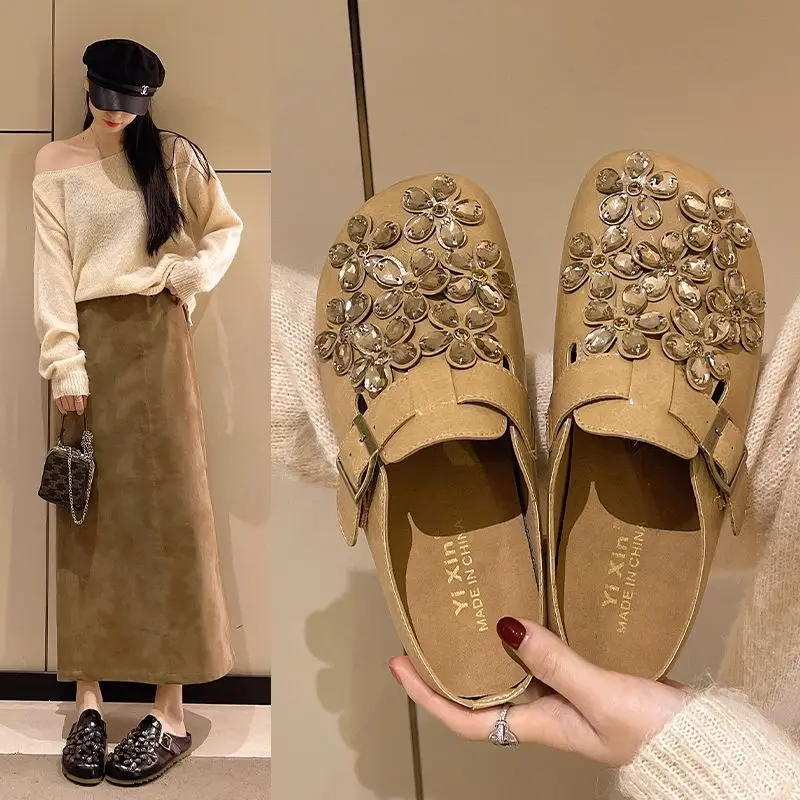 Women's Floral Rhinestone Buck - Women'S Shoes Clogs reseña y precio