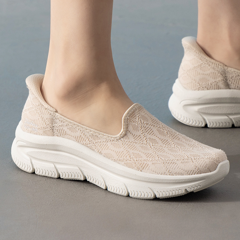 Skechers Women's Sports Shoes  - Women Shoes Skechers reseña y precio