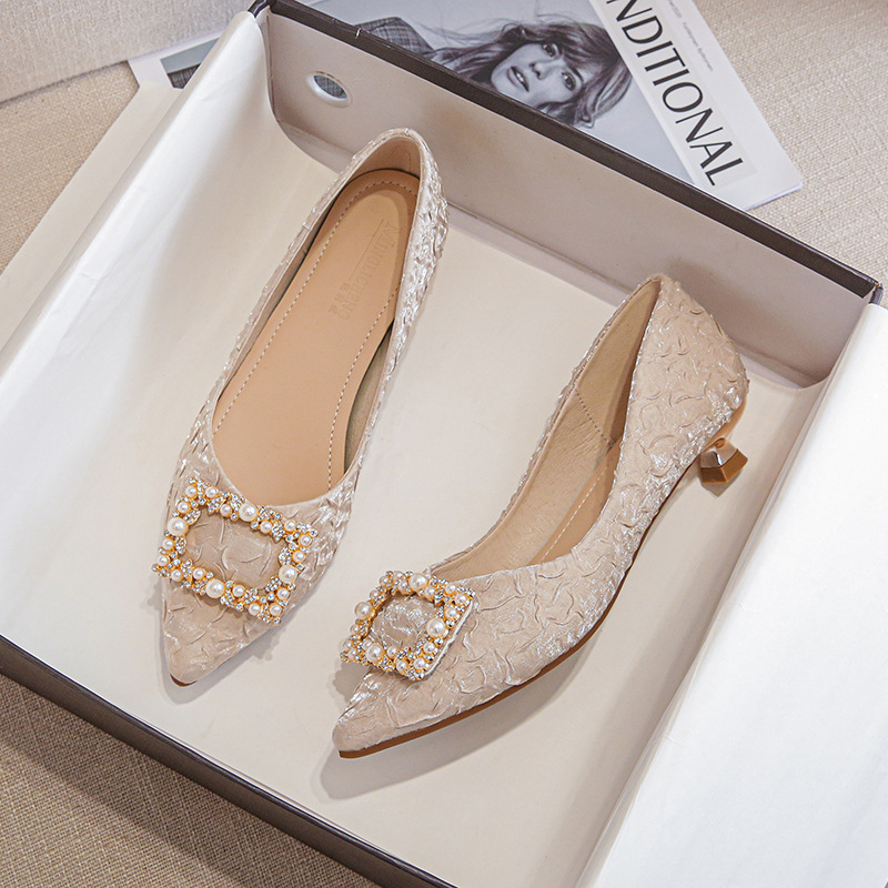 Ivory Textured Satin Pointed T - Women'S Shoes Kitten Heels reseña y precio